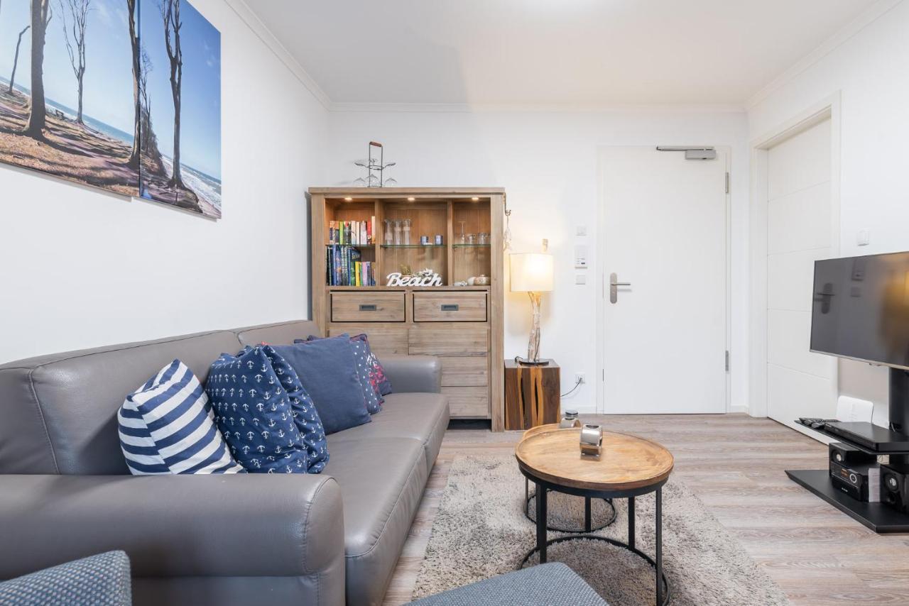 Haus Pamir - Ferienwohnungen Ostseebad Nienhagen Exteriér fotografie